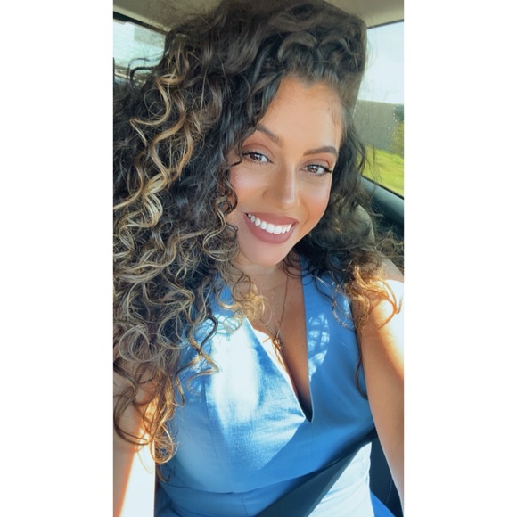 Meet your Posher, Kristin - Picture 3 of 3